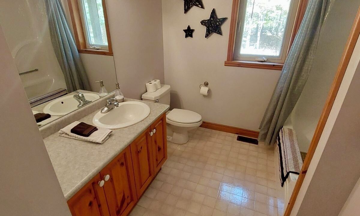 Photo of Bathroom in Bracebridge