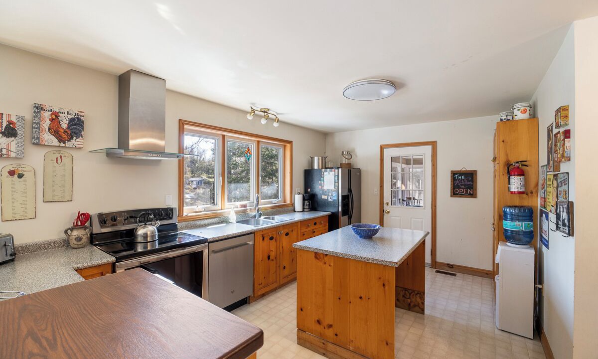 Photo of Kitchen in Bracebridge