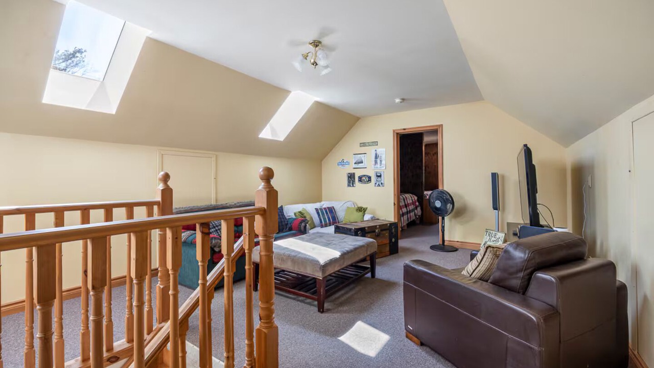Photo of Livingroom in Bracebridge