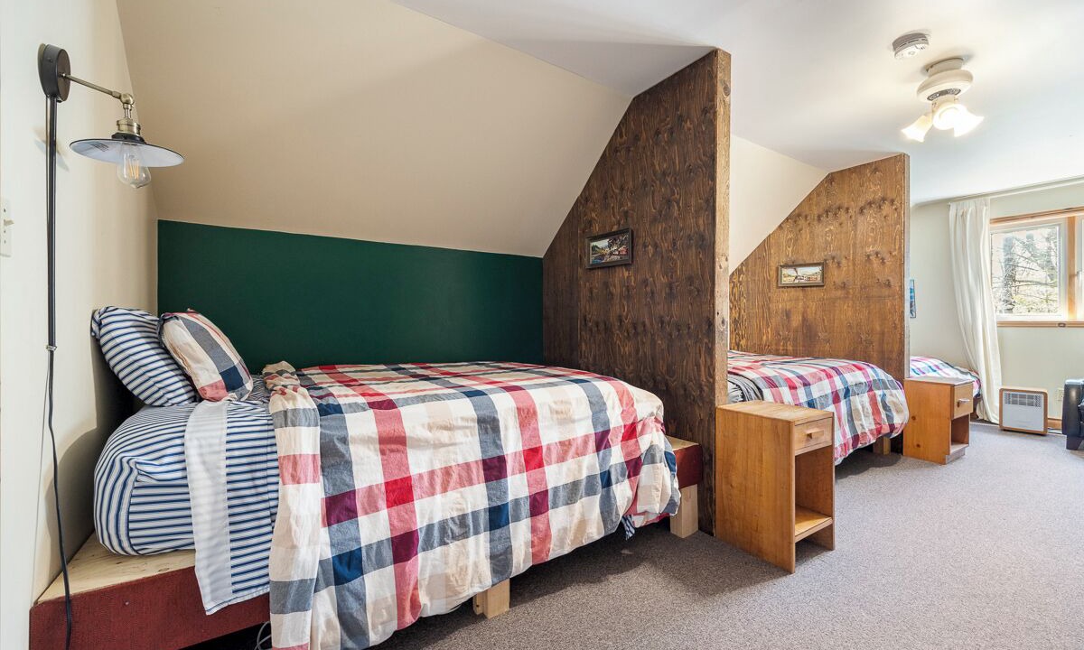Photo of Bedroom in Bracebridge