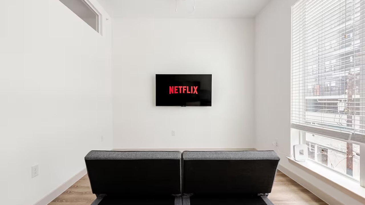 Photo of Livingroom in East Riverside - Oltorf