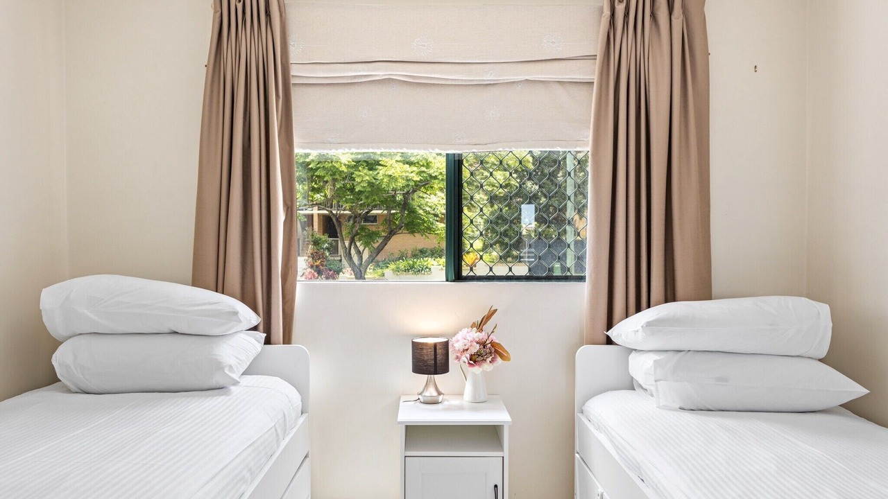 Photo of Others in Albion