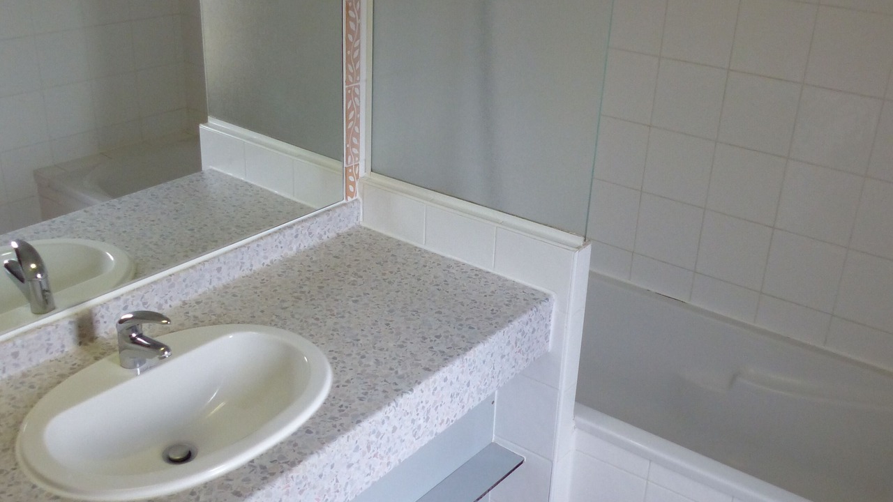 Photo of Bathroom in Quillan