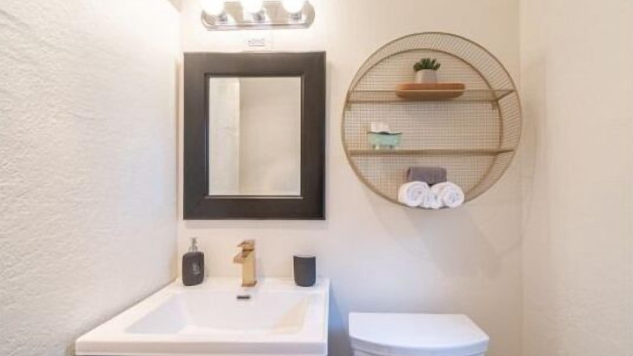 Photo of Bathroom in Bandon