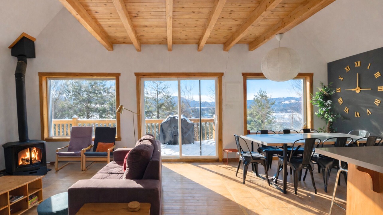 Photo of Livingroom in Baie-St-Paul