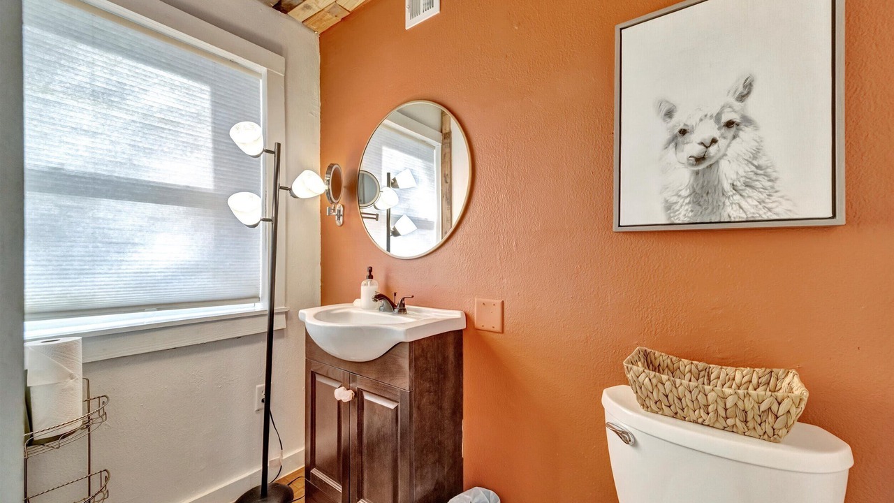 Photo of Bathroom in Parkland Estates