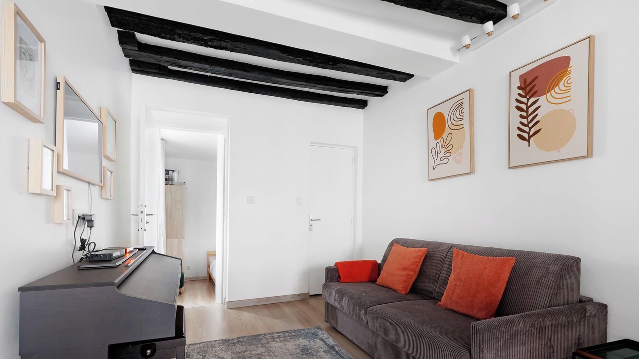 Photo of Livingroom in Sorbonne