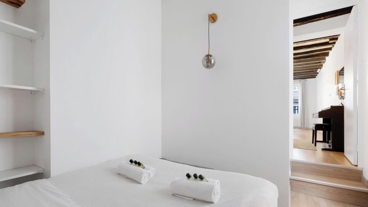 Photo of Bedroom in Sorbonne