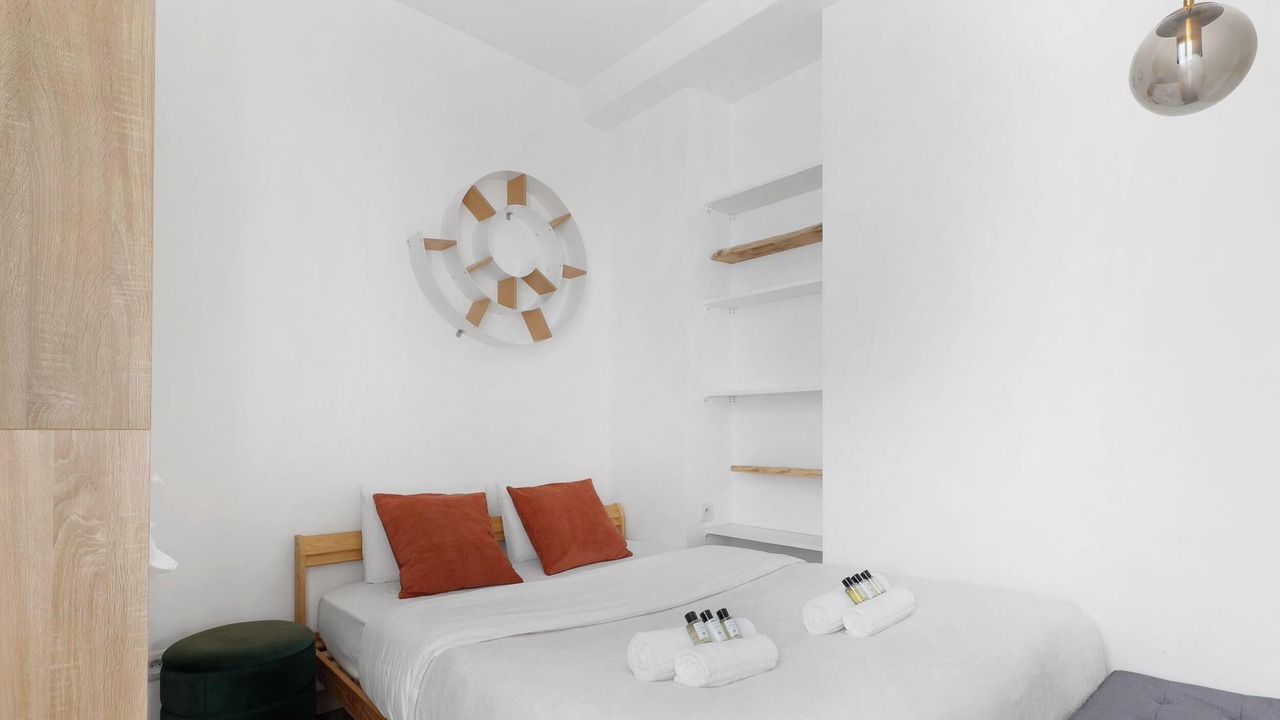 Photo of Bedroom in Sorbonne