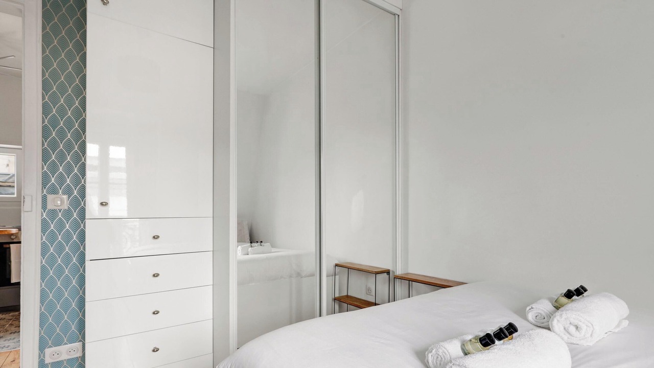Photo of Bedroom in Val-de-Grace