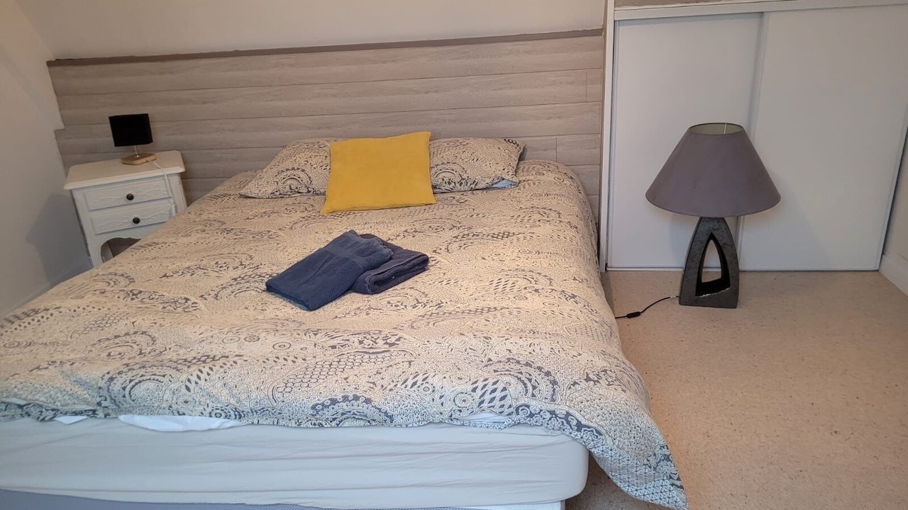 Photo of Bedroom in Grainville-la-Teinturiere