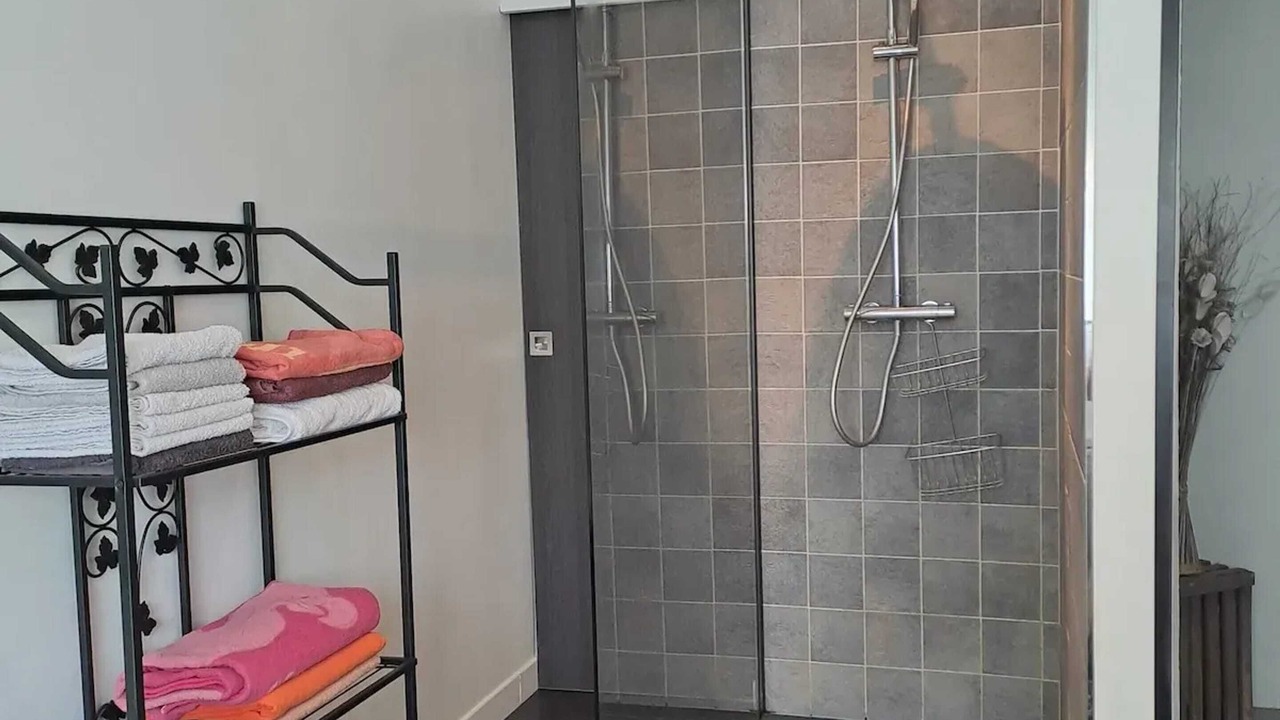 Photo of Bathroom in Estree-Blanche