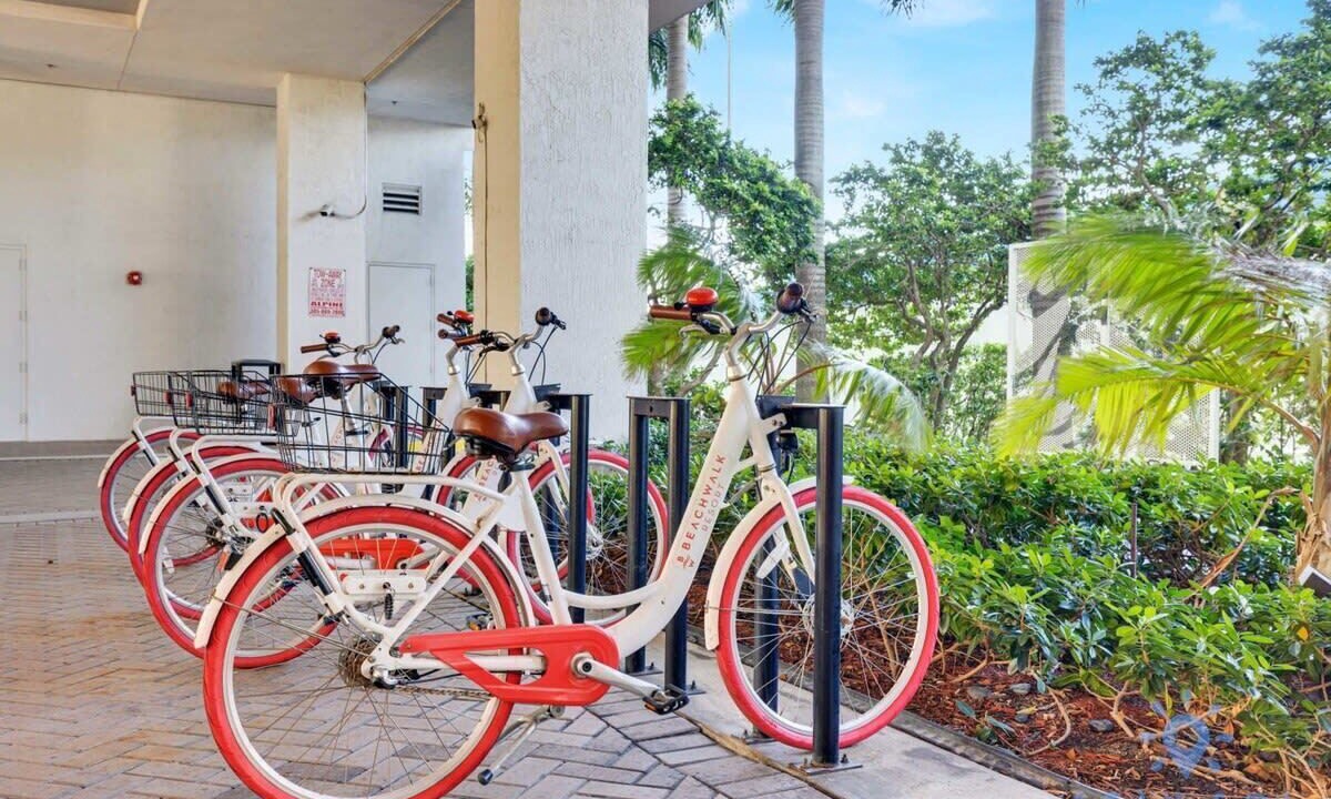 Photo of Others in Hallandale Beach