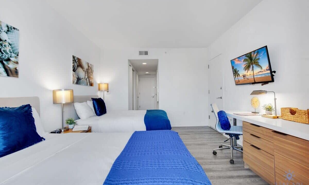 Photo of Others in Hallandale Beach