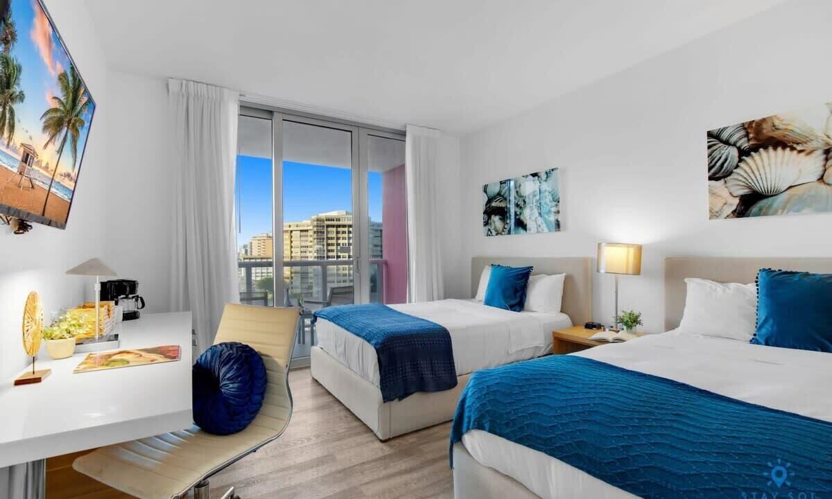 Photo of Others in Hallandale Beach