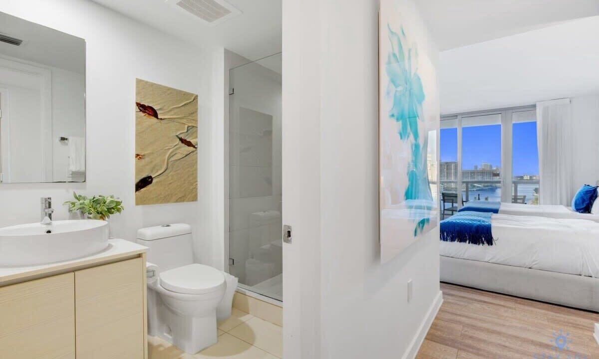 Photo of Others in Hallandale Beach