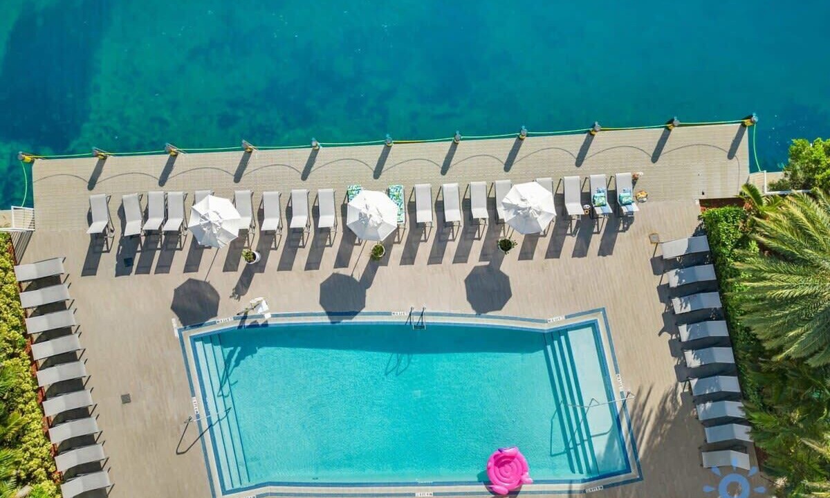 Photo of Outdoor in Hallandale Beach