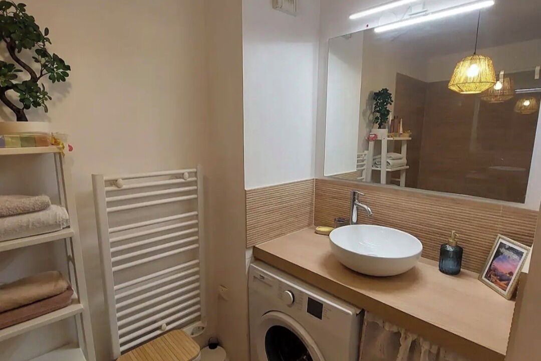 Photo of Bathroom in 14th Arrondissement