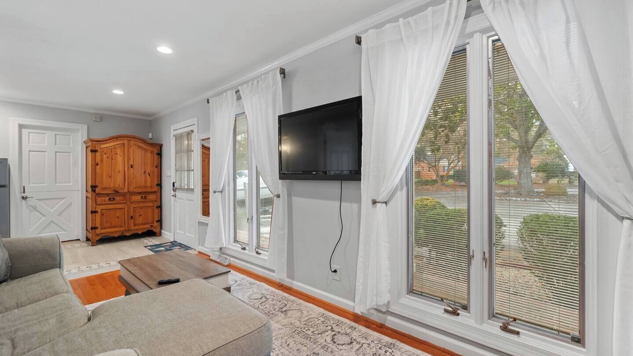 Photo of Livingroom in Portsmouth