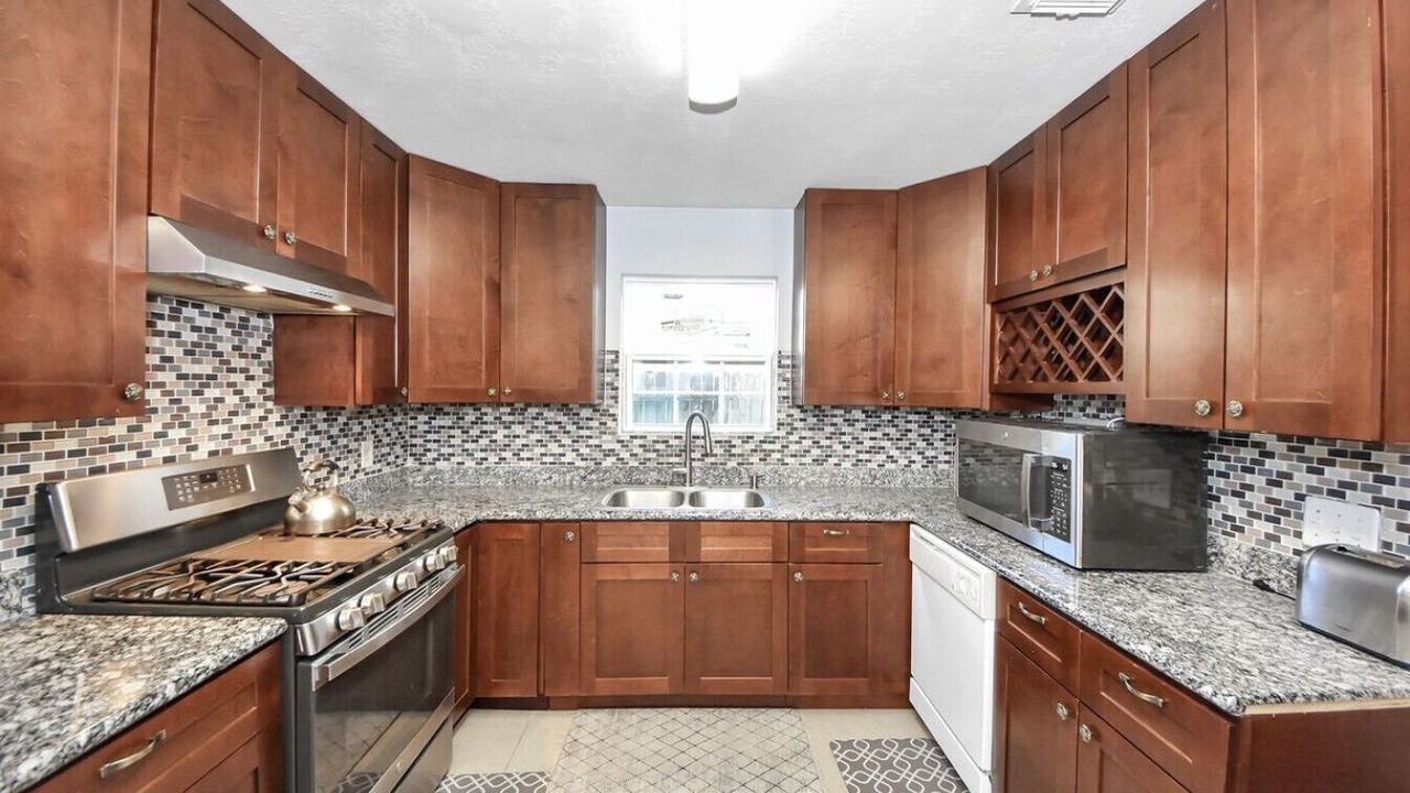Photo of Kitchen in Clodine