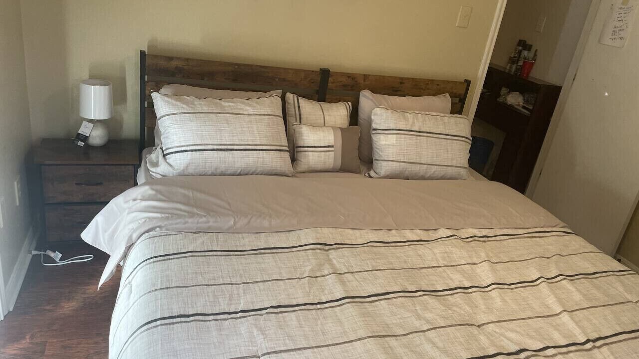Photo of Bedroom in Clodine