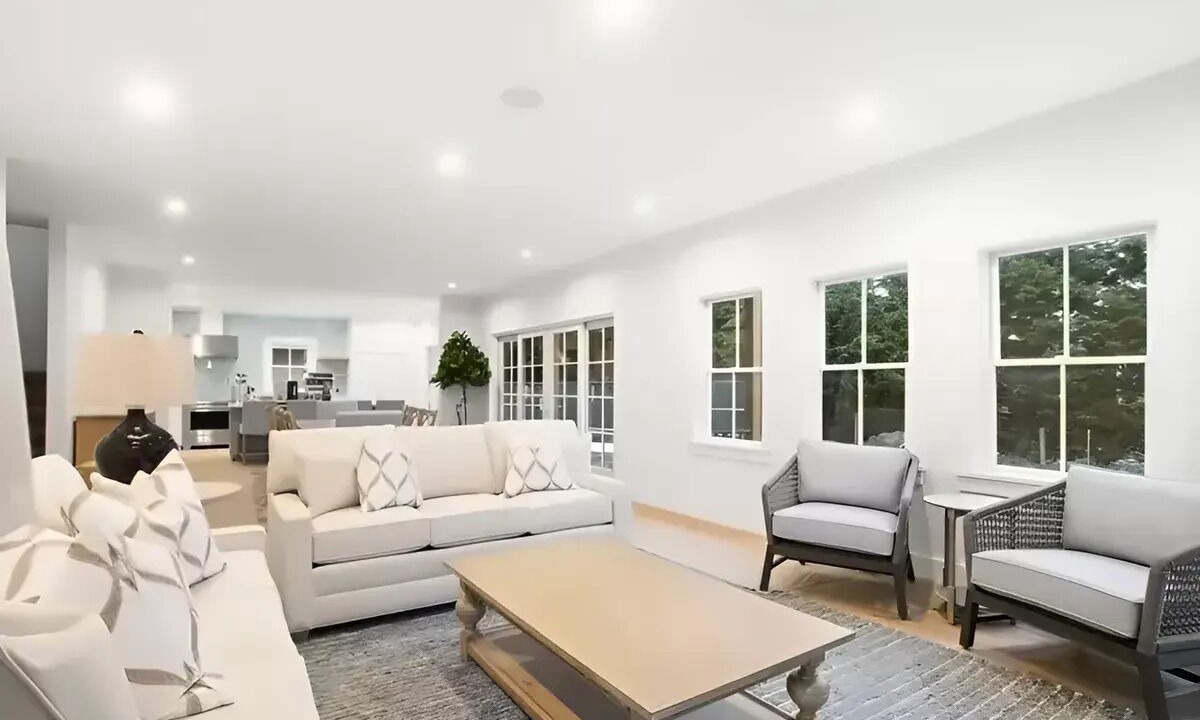 Photo of Livingroom in Nantucket Town