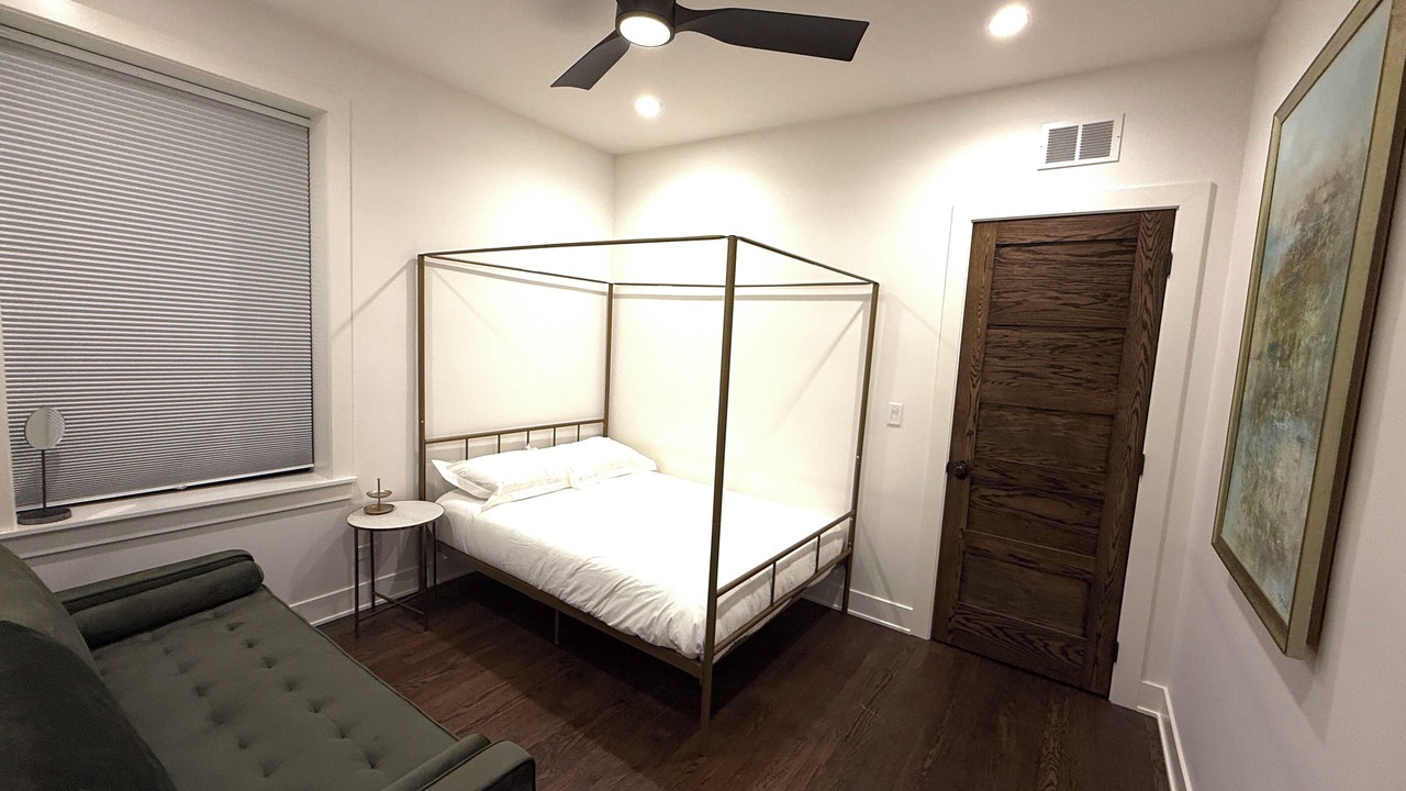 Photo of Bedroom in Hyde Park