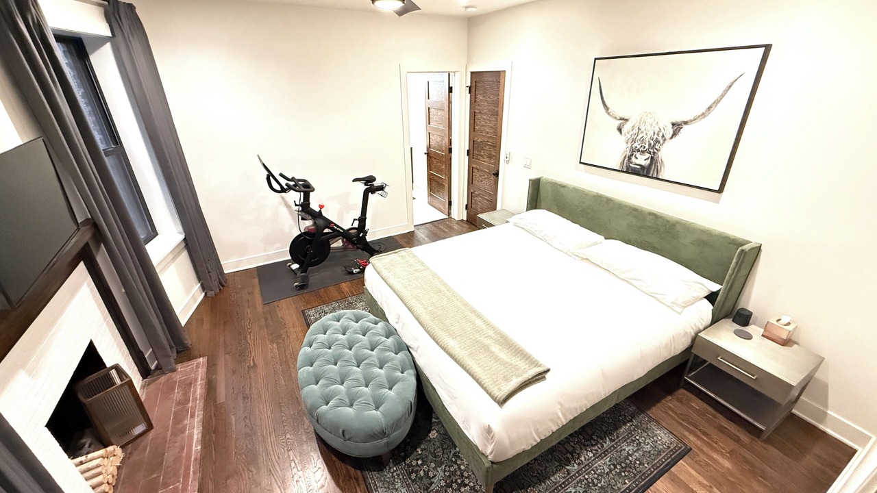 Photo of Bedroom in Hyde Park