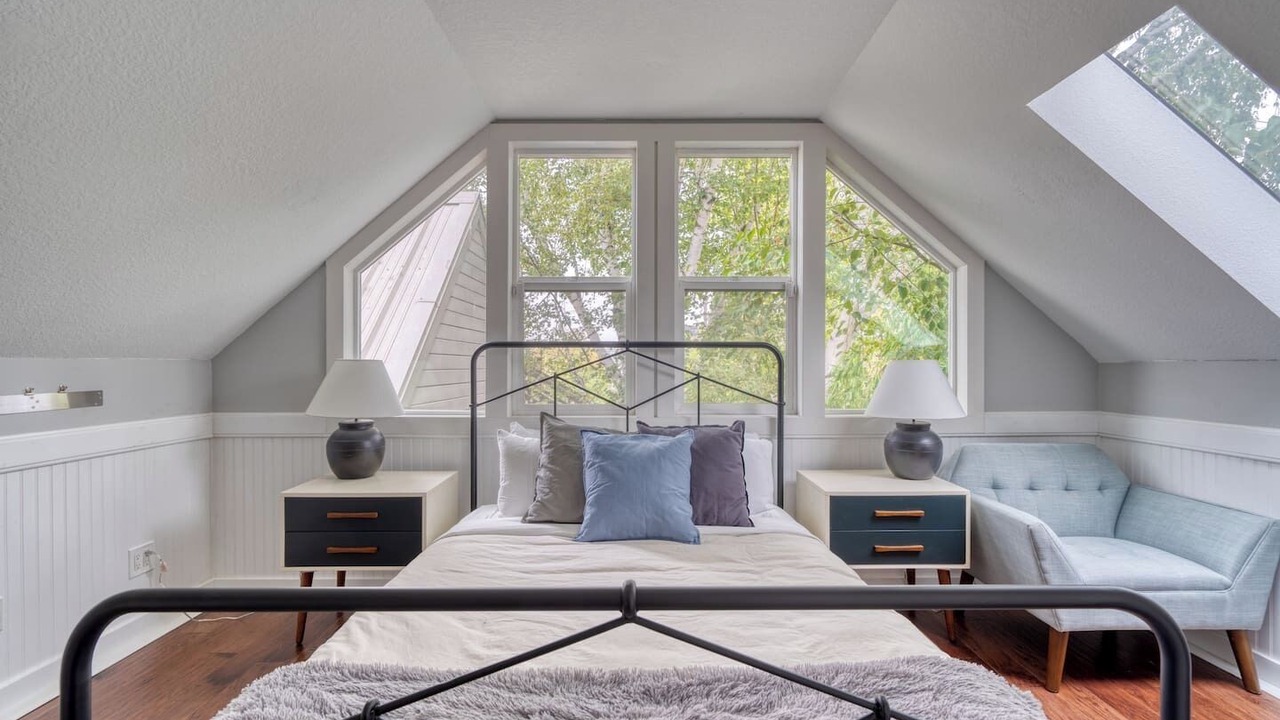 Photo of Bedroom in Alphabet Historic District