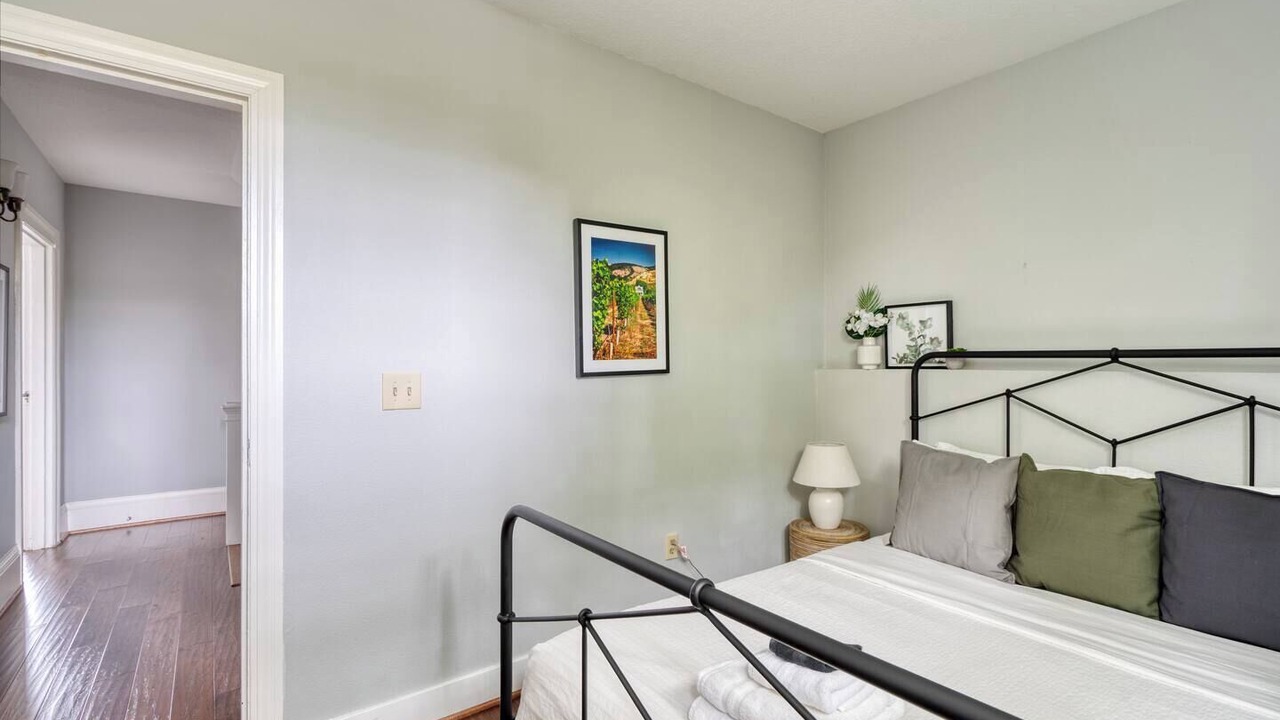Photo of Bedroom in Alphabet Historic District