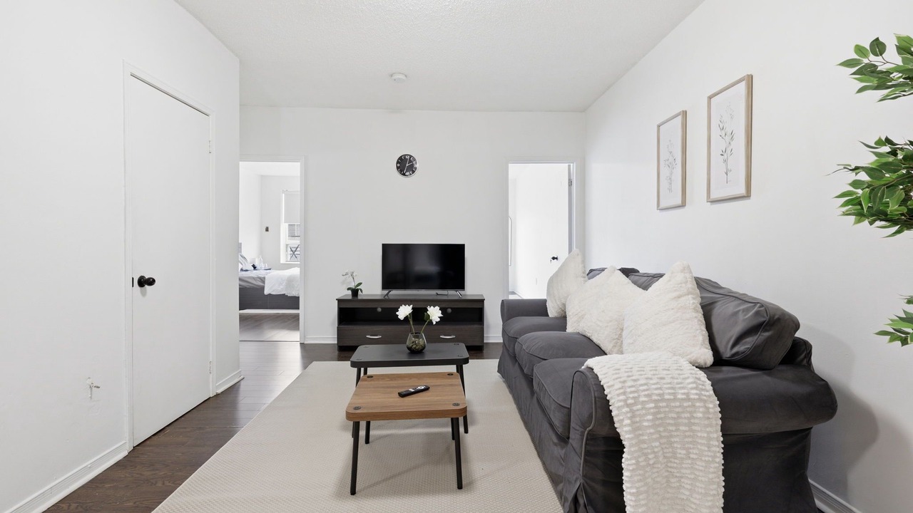 Photo of Livingroom in Parkdale