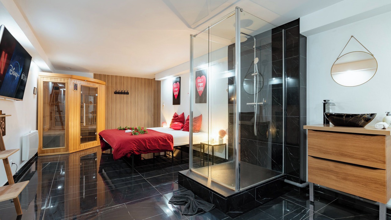 Photo of Bedroom in Montdidier