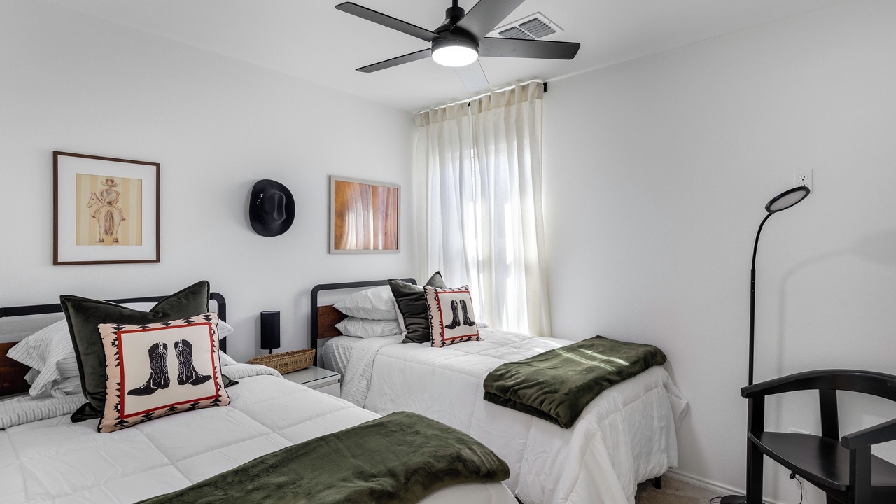 Photo of Bedroom in Clear Lake