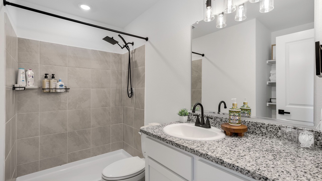 Photo of Bathroom in Clear Lake