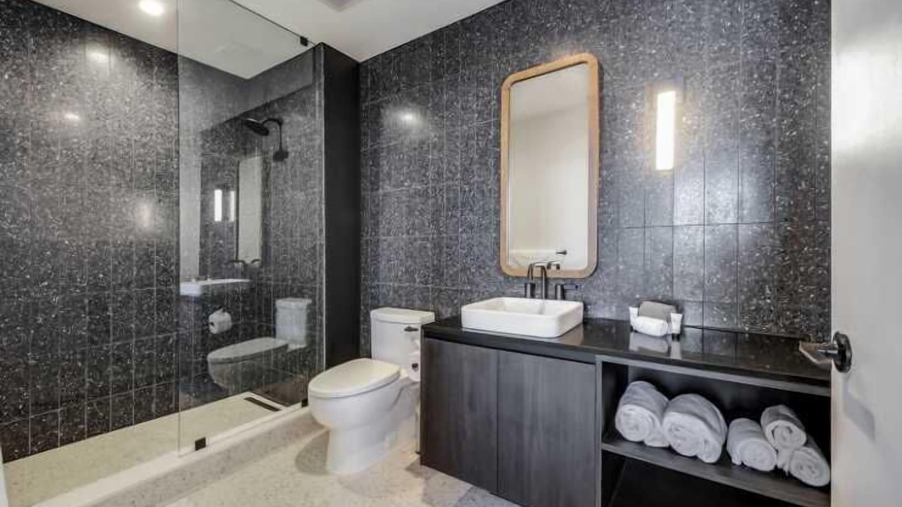 Photo of Bathroom in Rainey Street Historic District