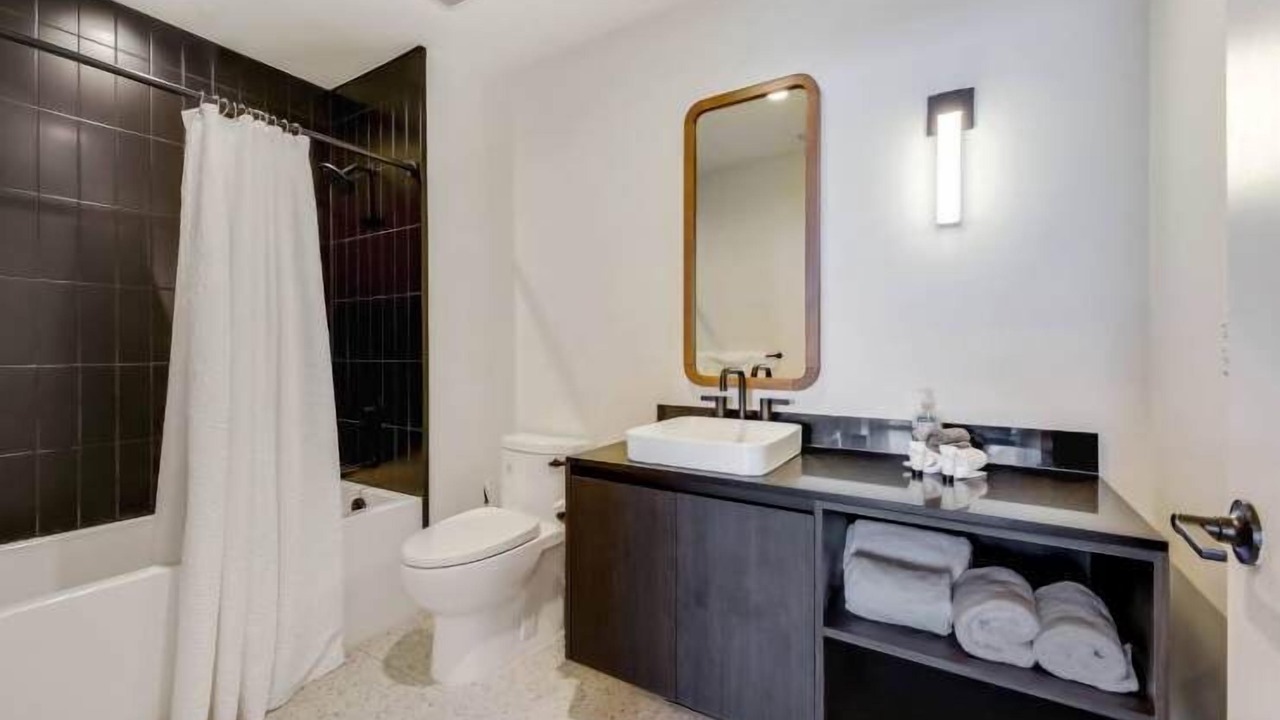 Photo of Bathroom in Rainey Street Historic District