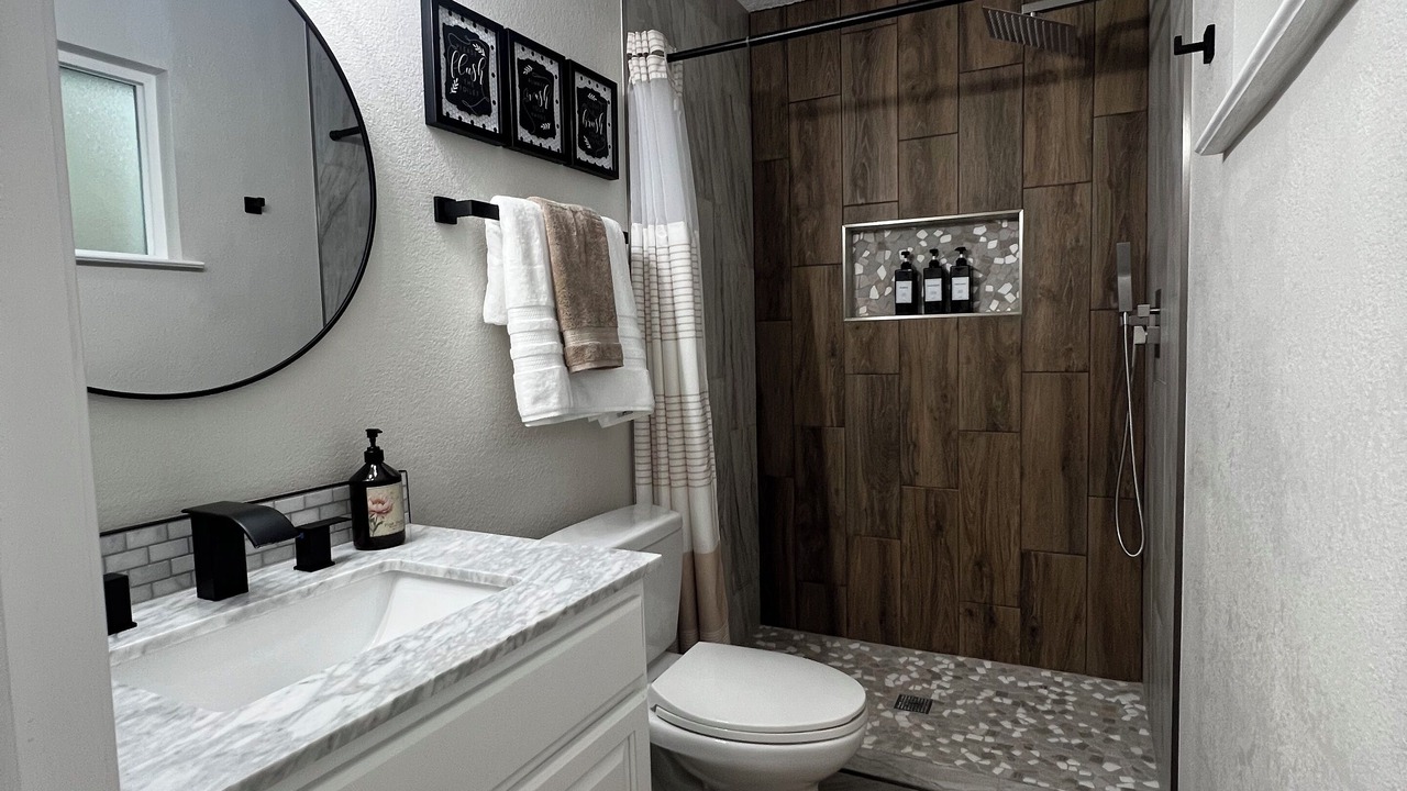 Photo of Bathroom in Northeast Heights