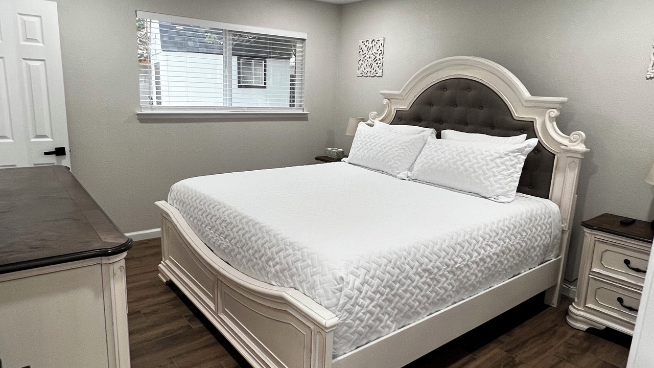Photo of Bedroom in Northeast Heights