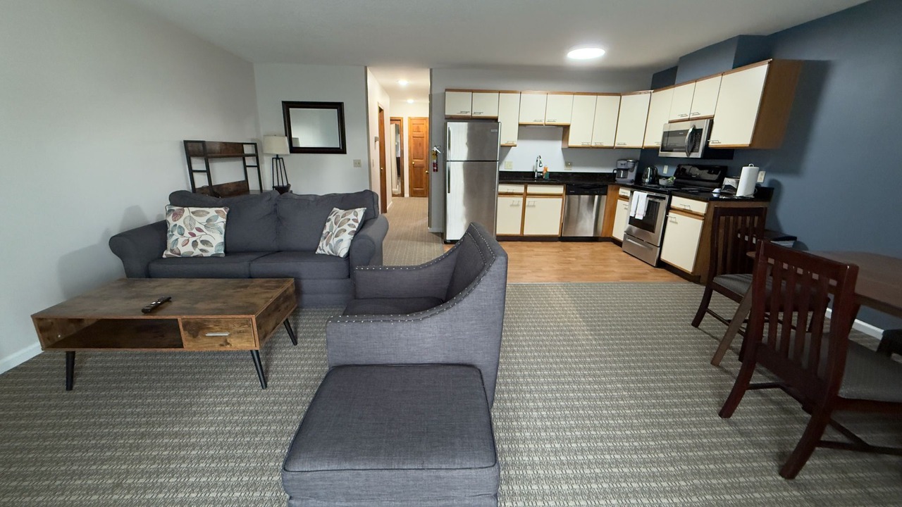 Photo of Livingroom in Pittsfield