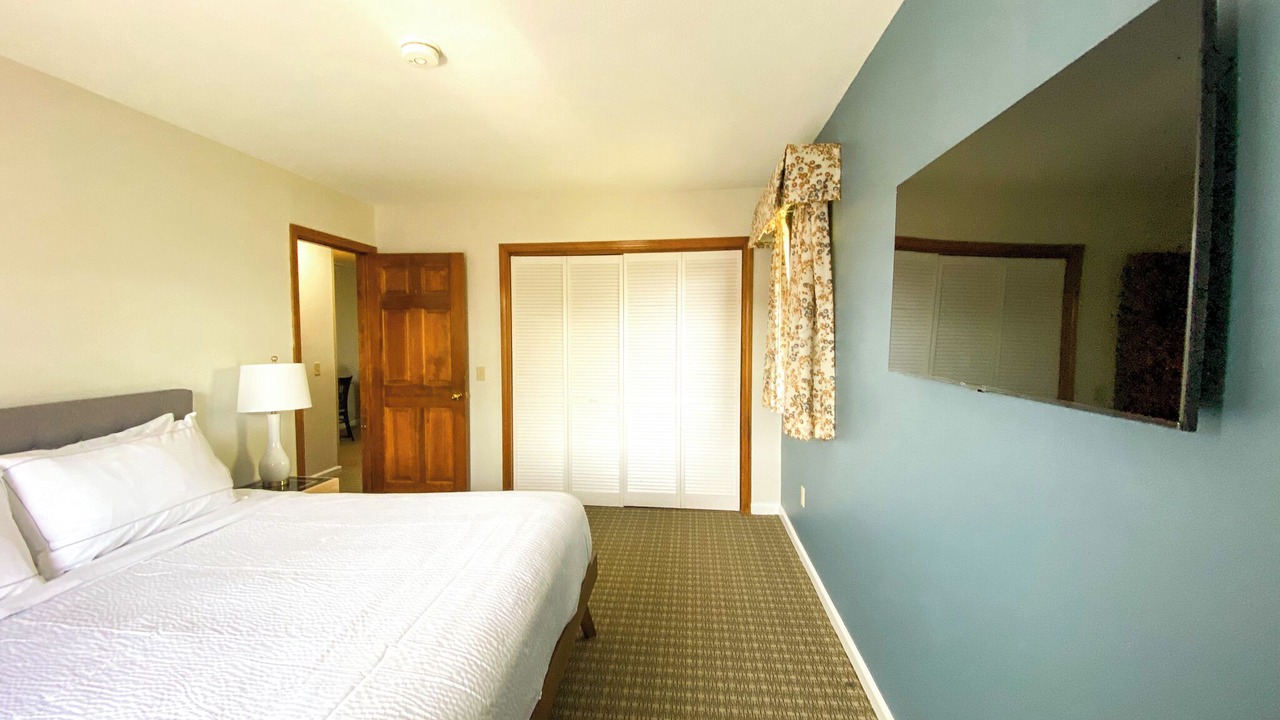 Photo of Bedroom in Pittsfield