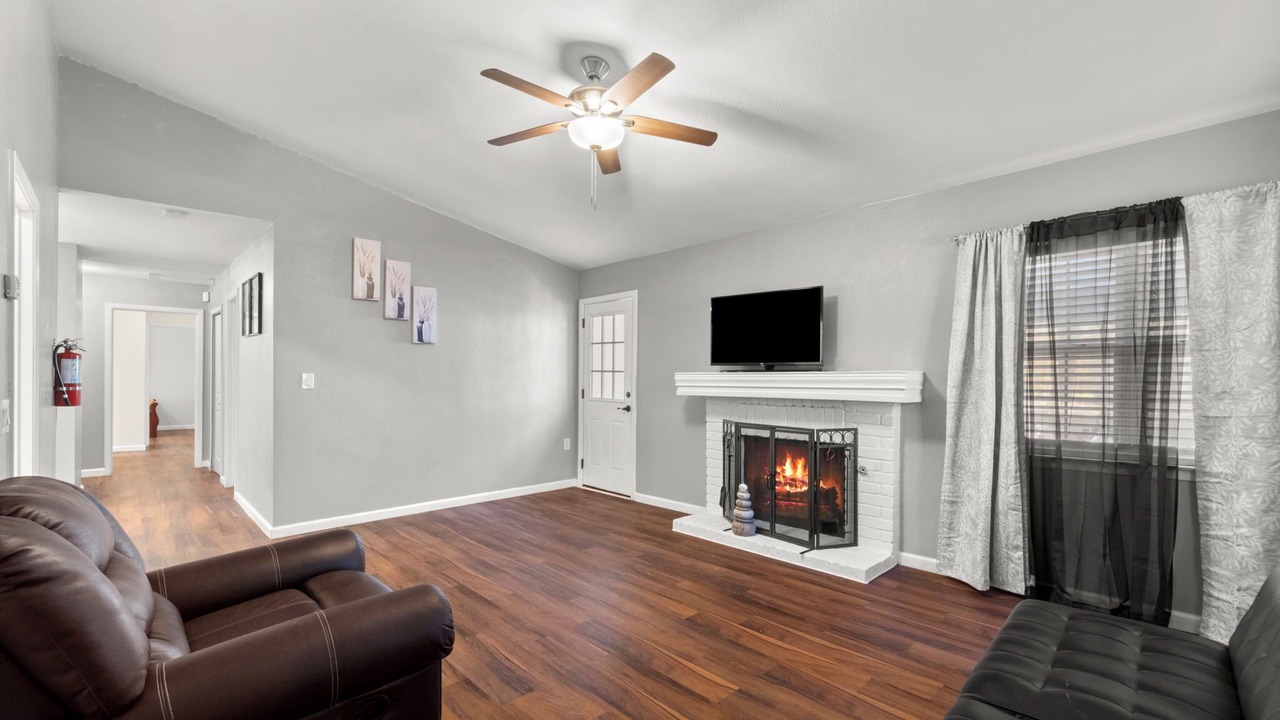 Photo of Livingroom in North San Antonio - SAT