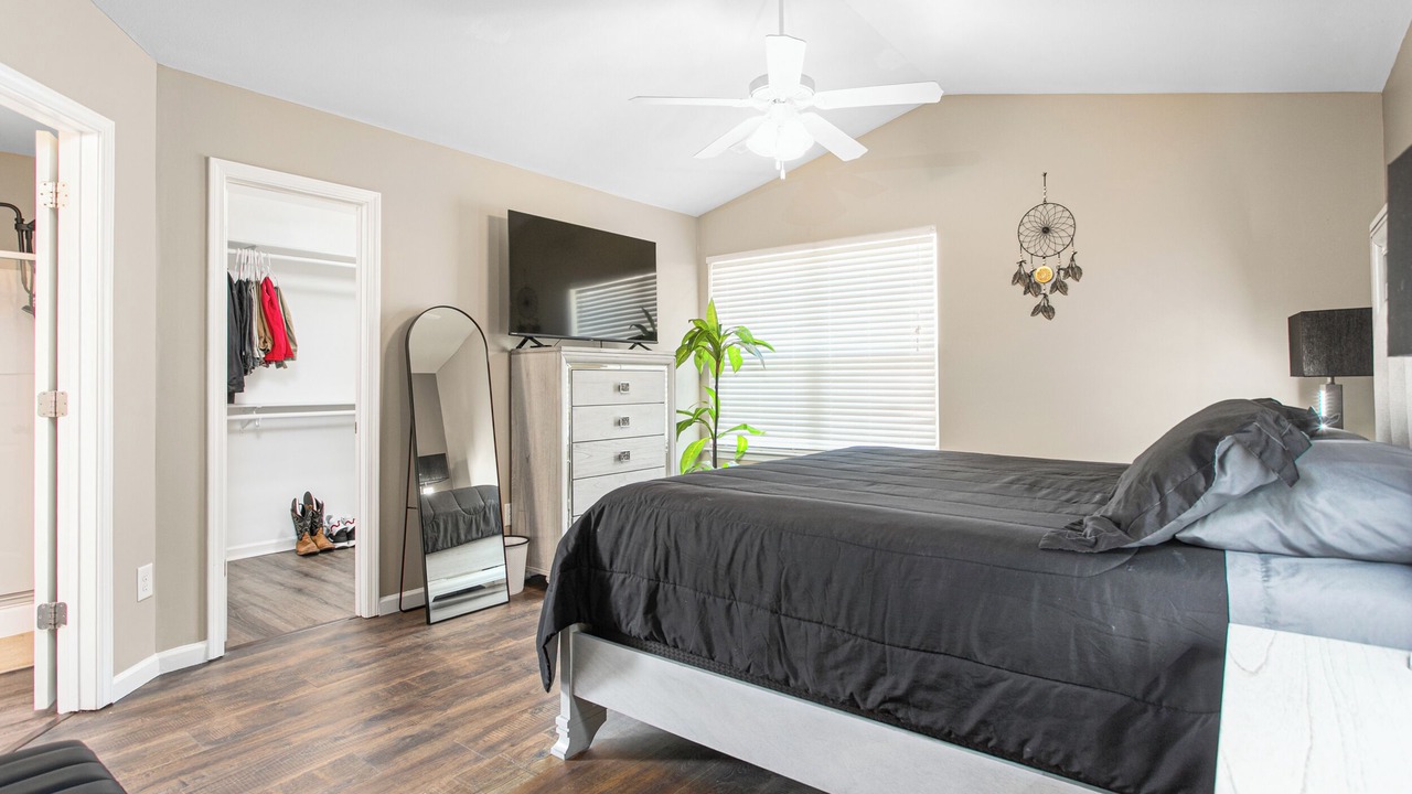 Photo of Bedroom in Mebane