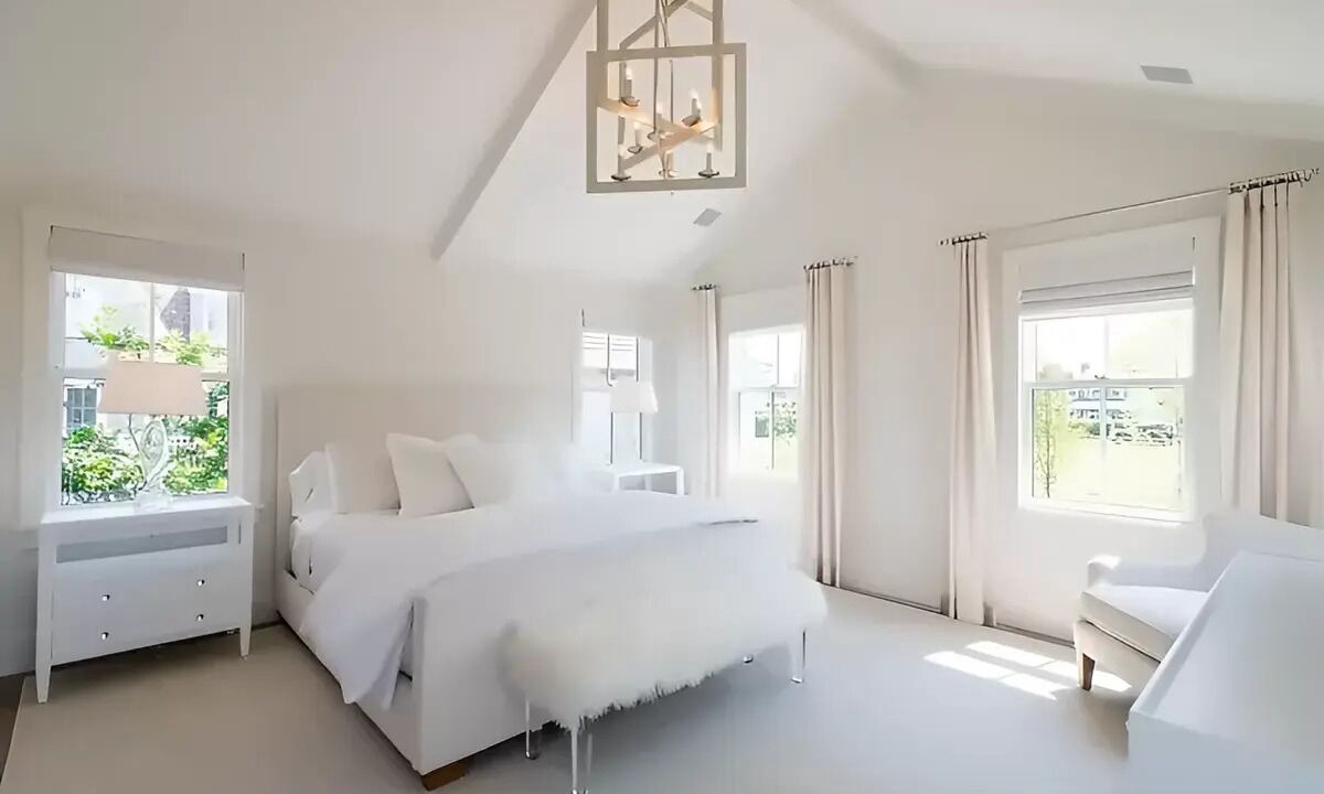 Photo of Bedroom in Brant Point