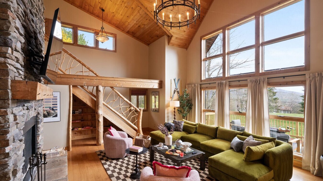 Photo of Livingroom in Windham