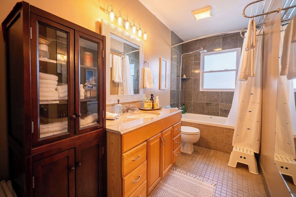 Photo of Bathroom in Lawrence