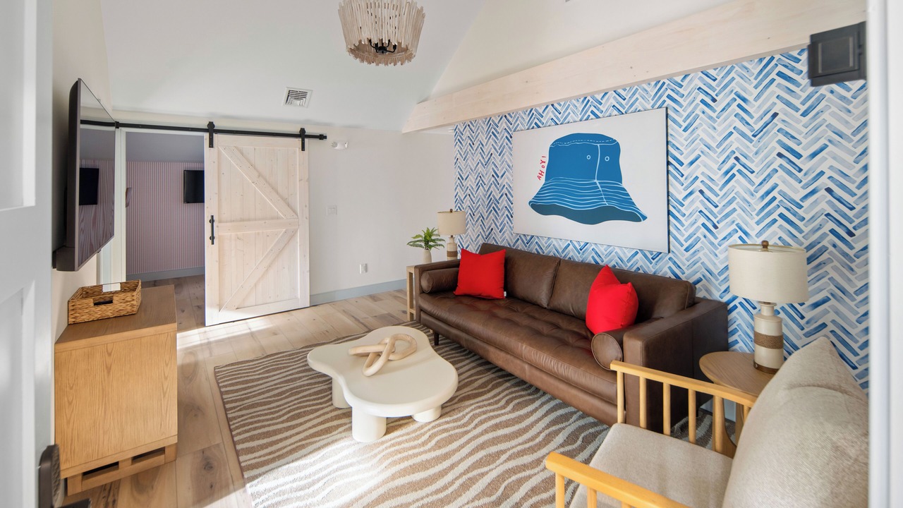 Photo of Livingroom in Newburyport
