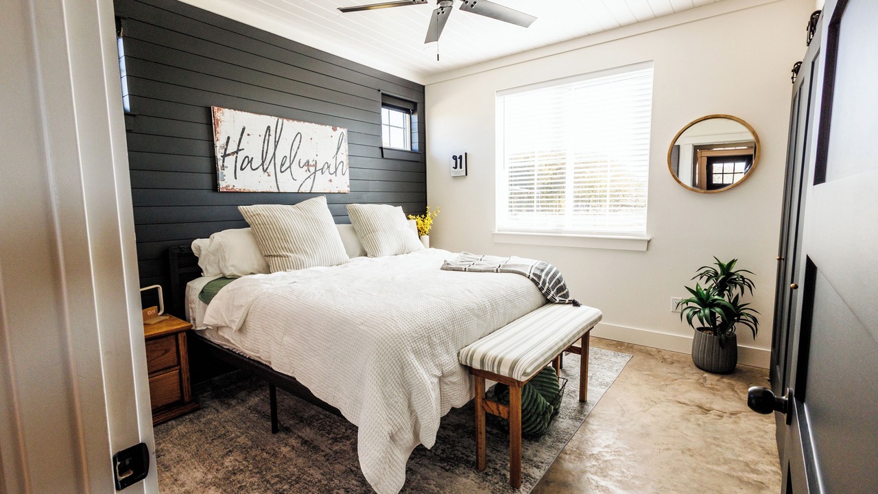 Photo of Bedroom in Hill County