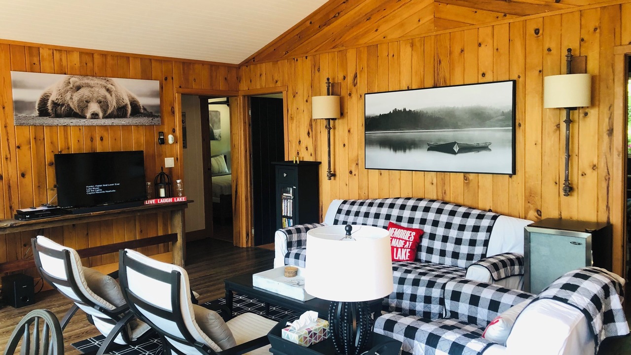 Photo of Livingroom in Dysart et al