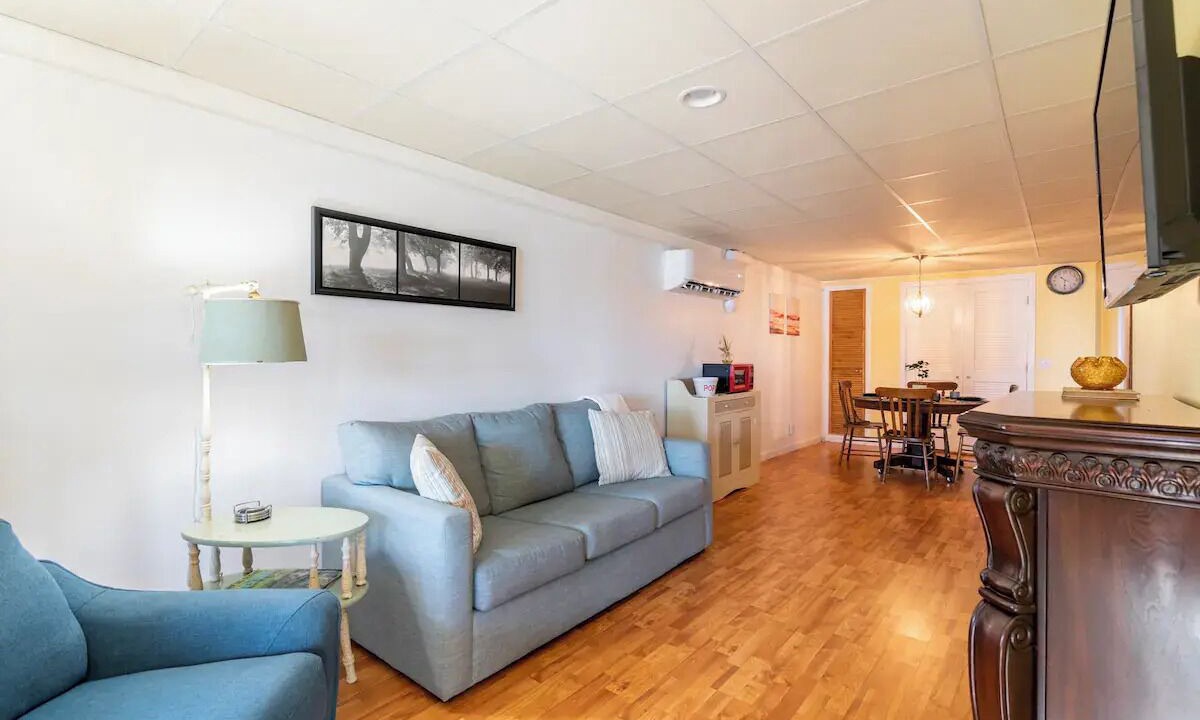 Photo of Livingroom in North Kingstown