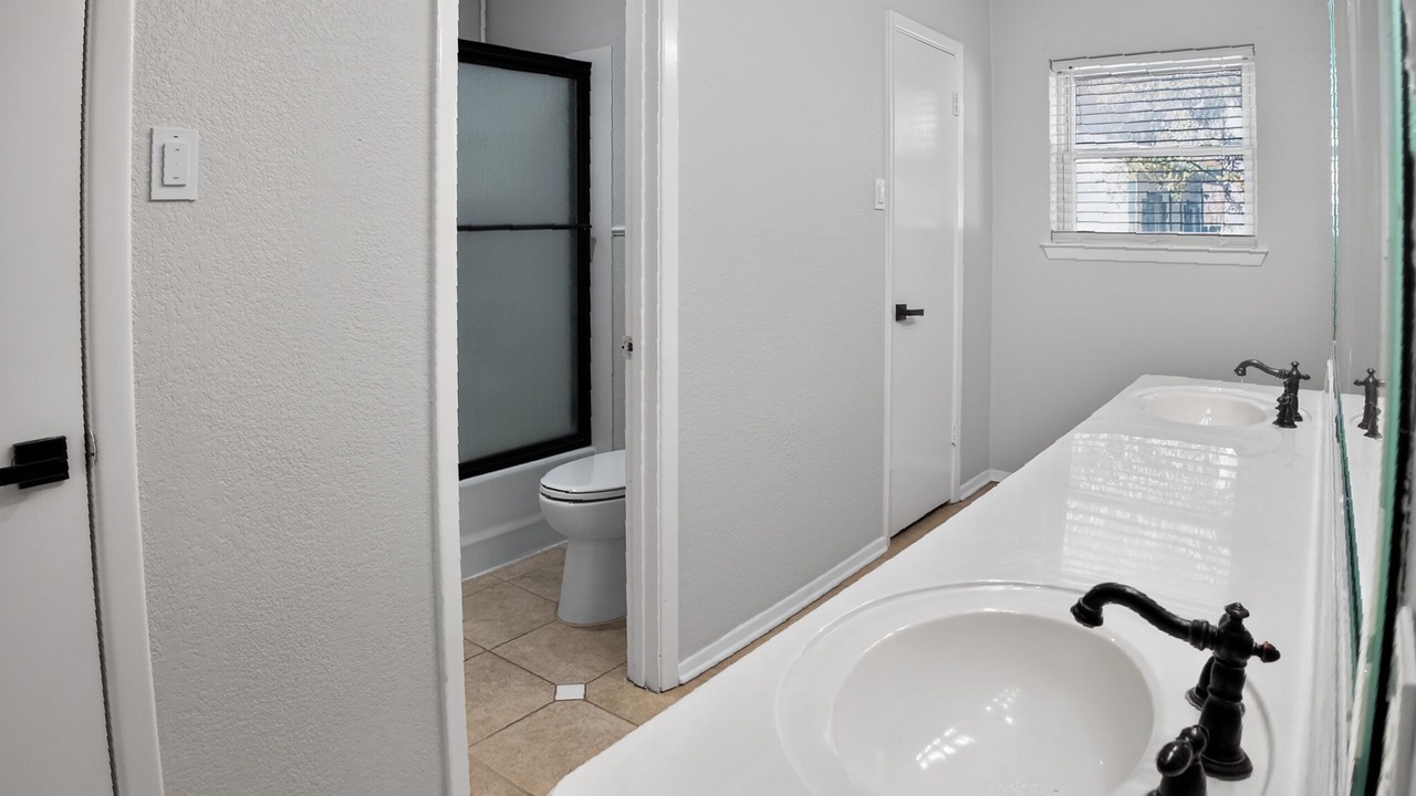 Photo of Bathroom in North Richland Hills